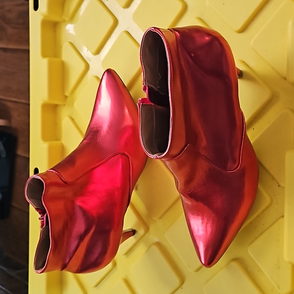 Women's ankle boot - Picture 2 of 3